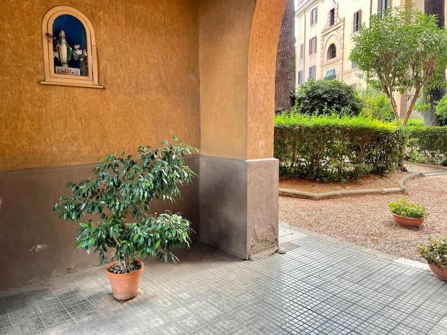 New - Comfortable Apt Porta Latina Rom Exterior foto